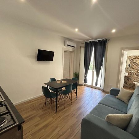 Charme Apartments ตราปานี ภายนอก รูปภาพ
