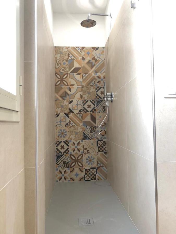 Charme Apartments ตราปานี ภายนอก รูปภาพ