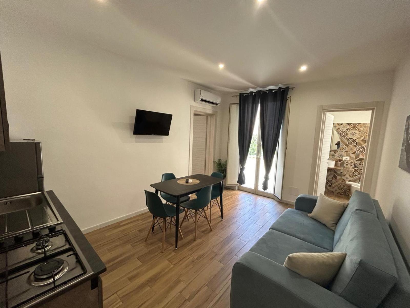 Charme Apartments ตราปานี ภายนอก รูปภาพ
